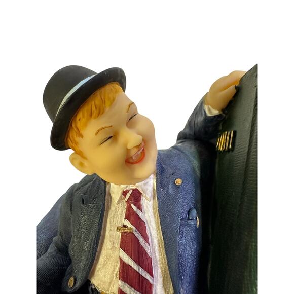 Laurel and Hardy Heavy Resin Collectible Bookends - Picture 6 of 7